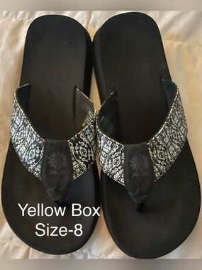 Yellow Box Black and White Patterned Thong Size-8 Sandals/FlipFlops